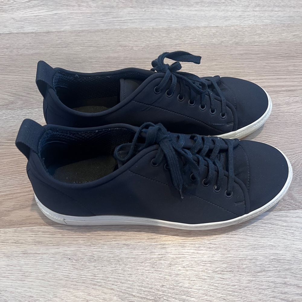 James Perse Black Minimalist Sneakers